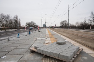 Nowa platforma przystankowa na ul. Bolesława Krzywoustego