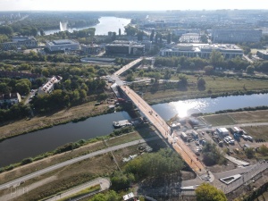 Plac budowy widziany od strony Chwaliszewa - zdjęcie z perspektywy lotu ptaka