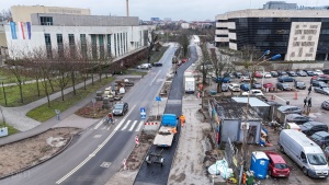 Pracownicy podczas wykonywania prac budowlanych