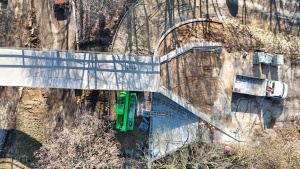 Mostek widziany z perspektywy lotu ptaka