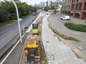 Prace brukarskie na ul. Małe Garbary