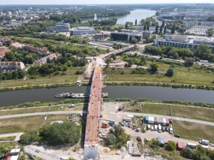 Plac budowy widziany z lotu ptaka - widok w kierunku Malty