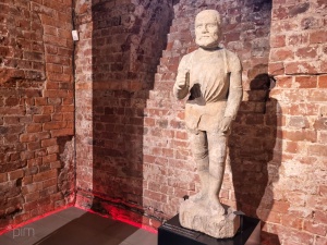 Oryginalny pręgierz znajdujący się w Muzeum Historii Miasta Poznania