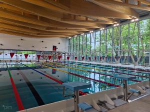 Pływalnia przy ul. Taborowej - widok na basen sportowy