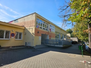 budynek XXXVIII LO od frontu