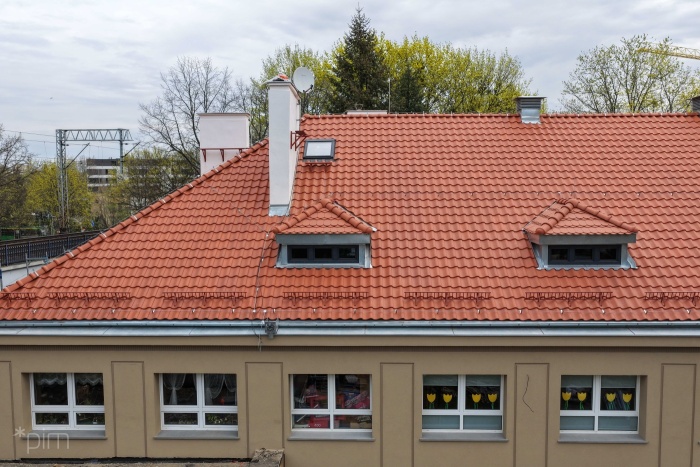 Nowa dachówka w budynku Przedszkola nr 66
